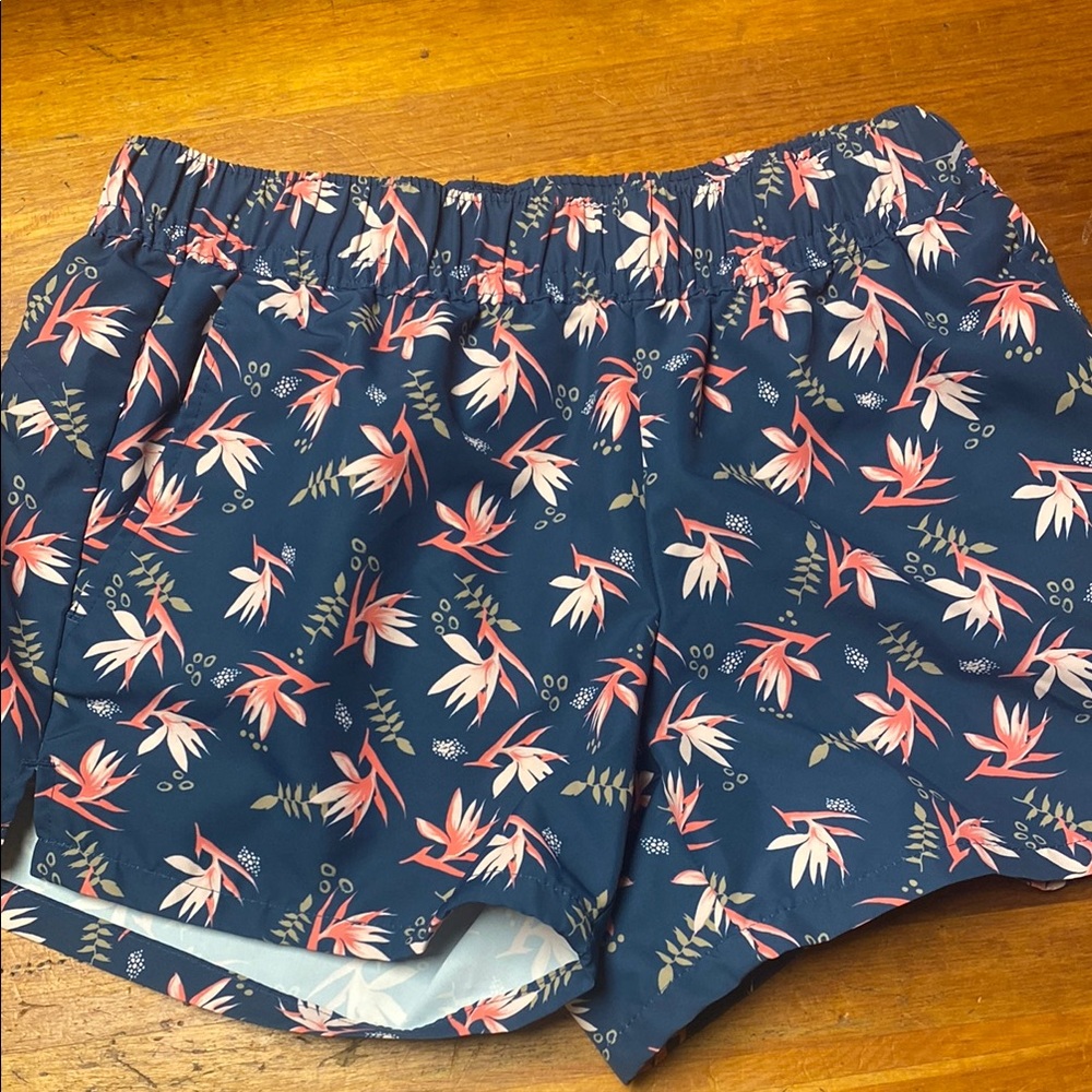 Magellan Outdoors Blue and Pink Athletic Shorts with Tropical Print